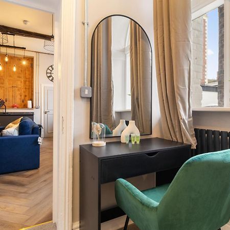 Whiskawaystays - Shaw Mews - Apartment 3 Устър Екстериор снимка